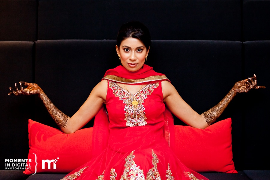 Edmonton Wedding Photographers - Photographs of the Mehndi Ceremony Edmonton Wedding Photographers - Photographs of the Mehndi Ceremony