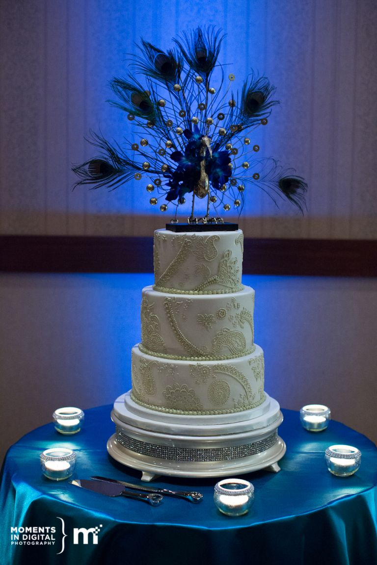 Peacock inspired Wedding Cake - Edmonton Wedding Photographers