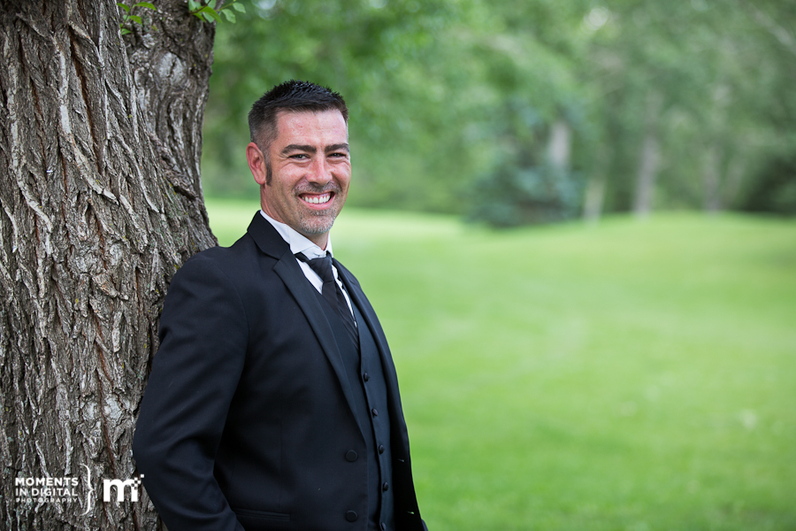 Edmonton Wedding Photographers N+C 9 - Edmonton Wedding Photographers - Nikki + Clay's Sneak Peek