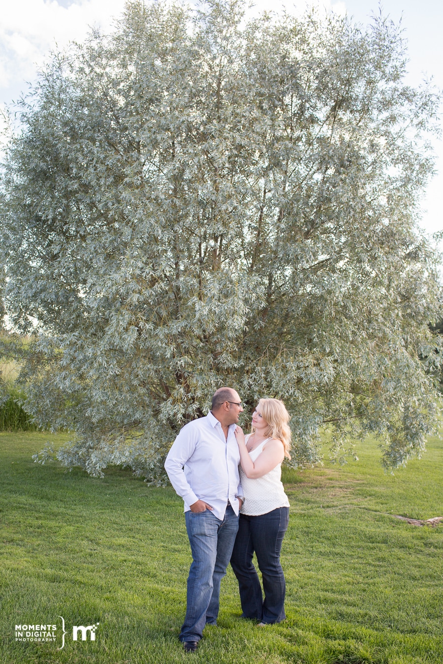 Engagement Photography Edmonton Petroleum Golf Course05 - Lorelei & Vik - Edmonton Engagement Session