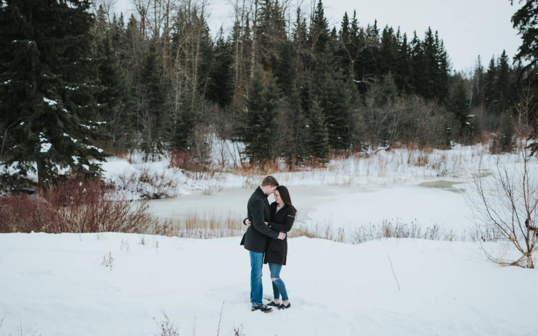 Outdoor Engagement Photo Session in Edmonton – Haley & Brendan
