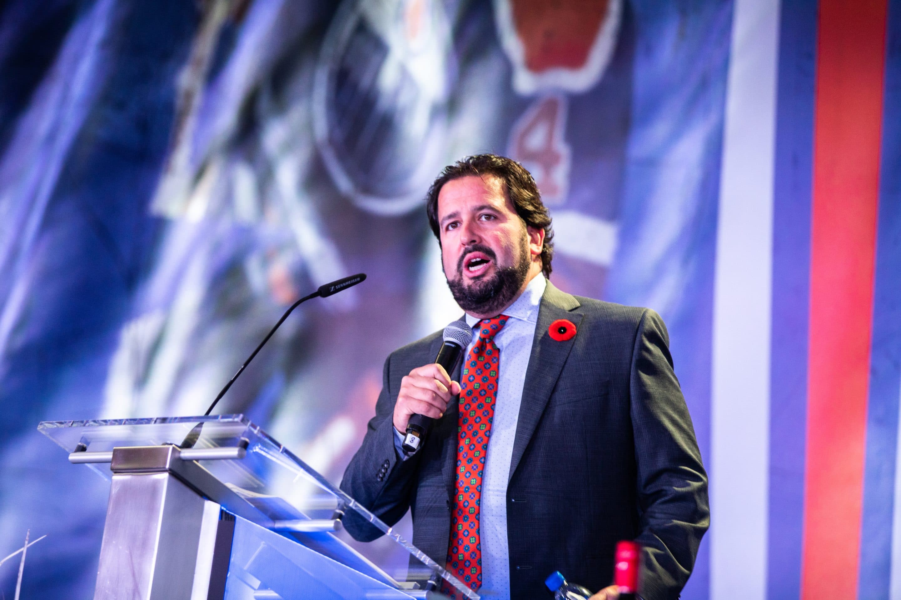 20211104_KevinLowe_Retirement_066 Jack Michaels speaks at Kevin Lowe's retirement celebration in Ford Hall at Rogers Place in Edmonton