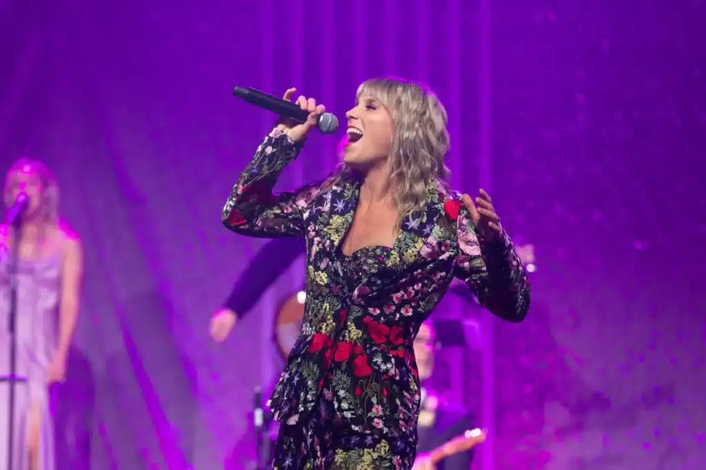 Singer Erika Noot performs on stage for guests at the Royal Alex Hospital Foundation Harvest Celebration at the Edmonton Convention Centre
