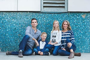 edmonton-portrait-photographer-wright-family-300x200 Edmonton Portrait Photographer - Wright family poses for photos at the University of Alberta