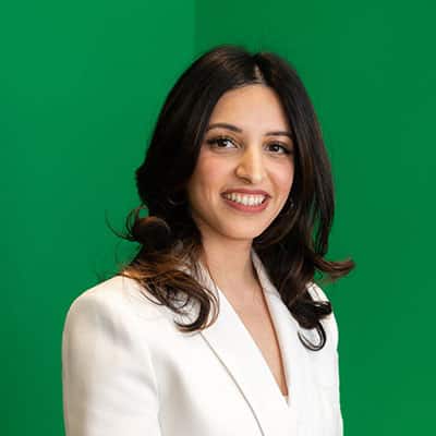 edmonton-corporate-headshot-photography-specsavers-square Corporate headshot photography for Edmonton businesses