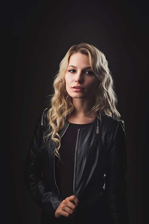 edmonton-headshot-photography-actor-headshot-jill Edmonton Headshot Photographer - headshot for model Jill Billingsly